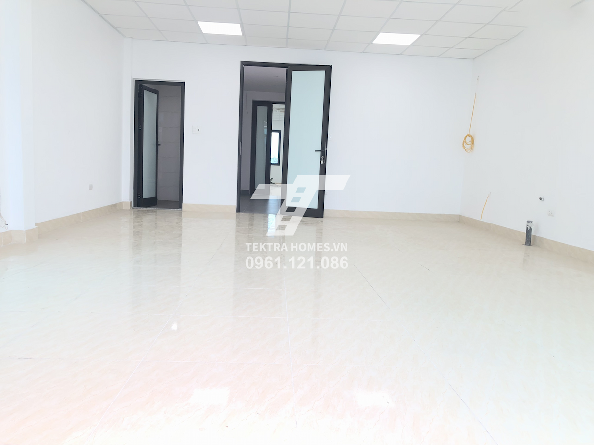 Cho thuê văn phòng mặt đường Láng Hạ