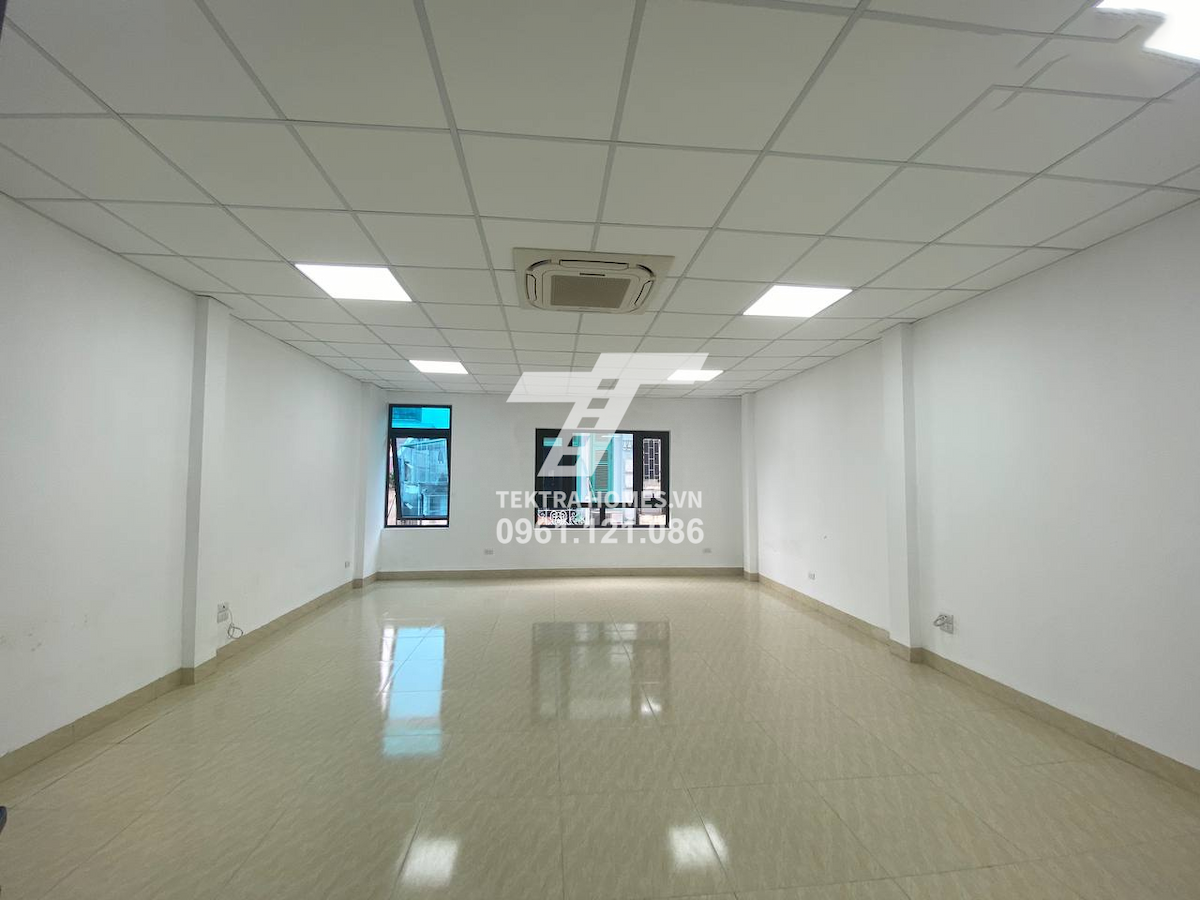 Cho thuê văn phòng mặt đường Láng Hạ