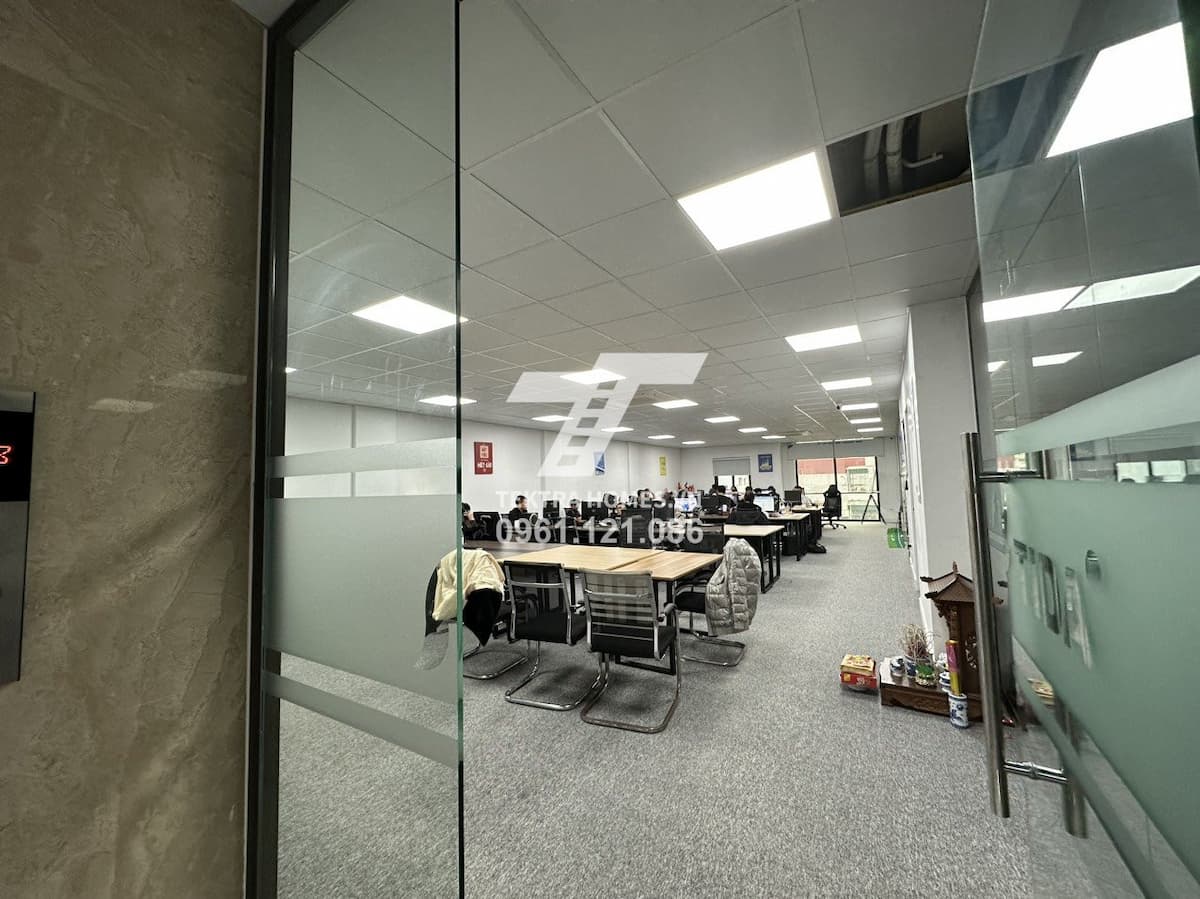 Cho thuê văn phòng sẵn nội thất tại Hàm nghi