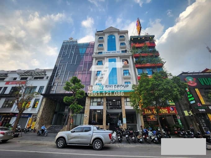 Cho thuê văn phòng sẵn nội thất tại Hàm nghi