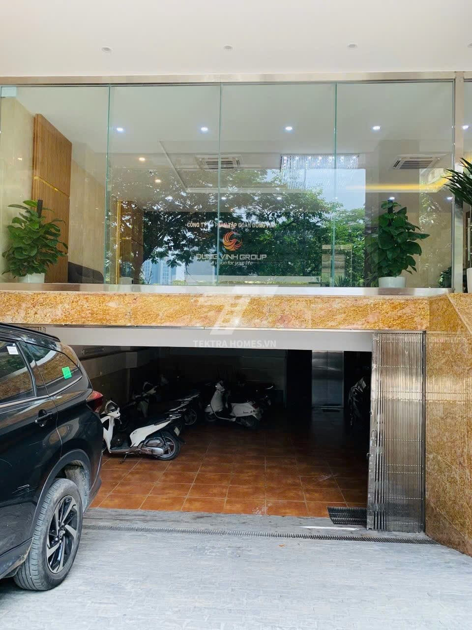 Cho thuê tòa văn phòng 165m2 x 8 tầng khu Duy Tân