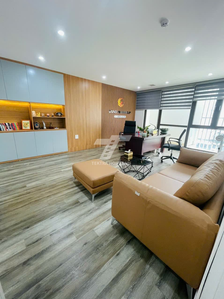 Cho thuê tòa văn phòng 165m2 x 8 tầng khu Duy Tân