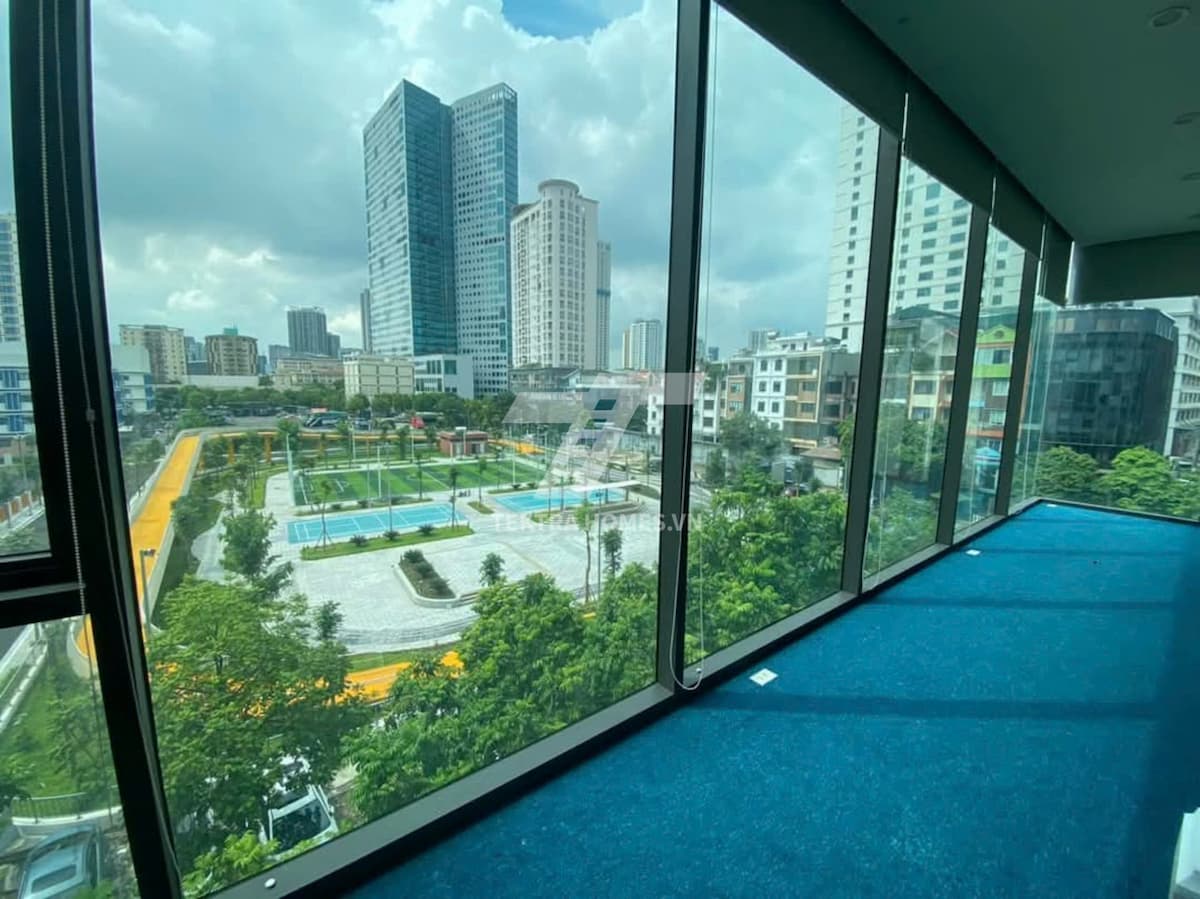 Cho thuê văn phòng view đẹp tại Nguyễn Thị Duệ