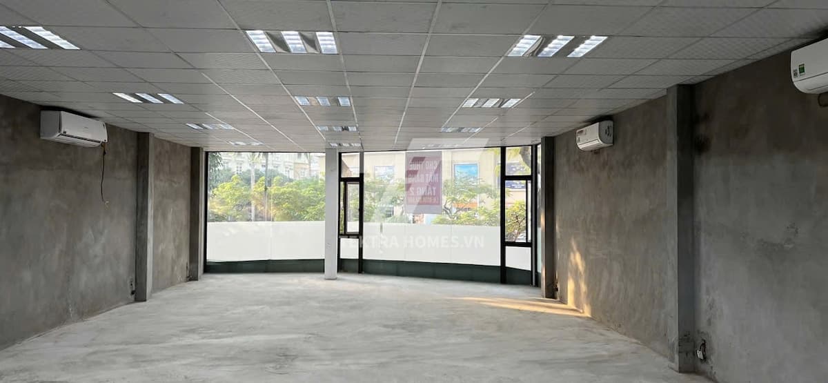 Cho thuê văn phòng tầng 2 mặt đường Mễ Trì