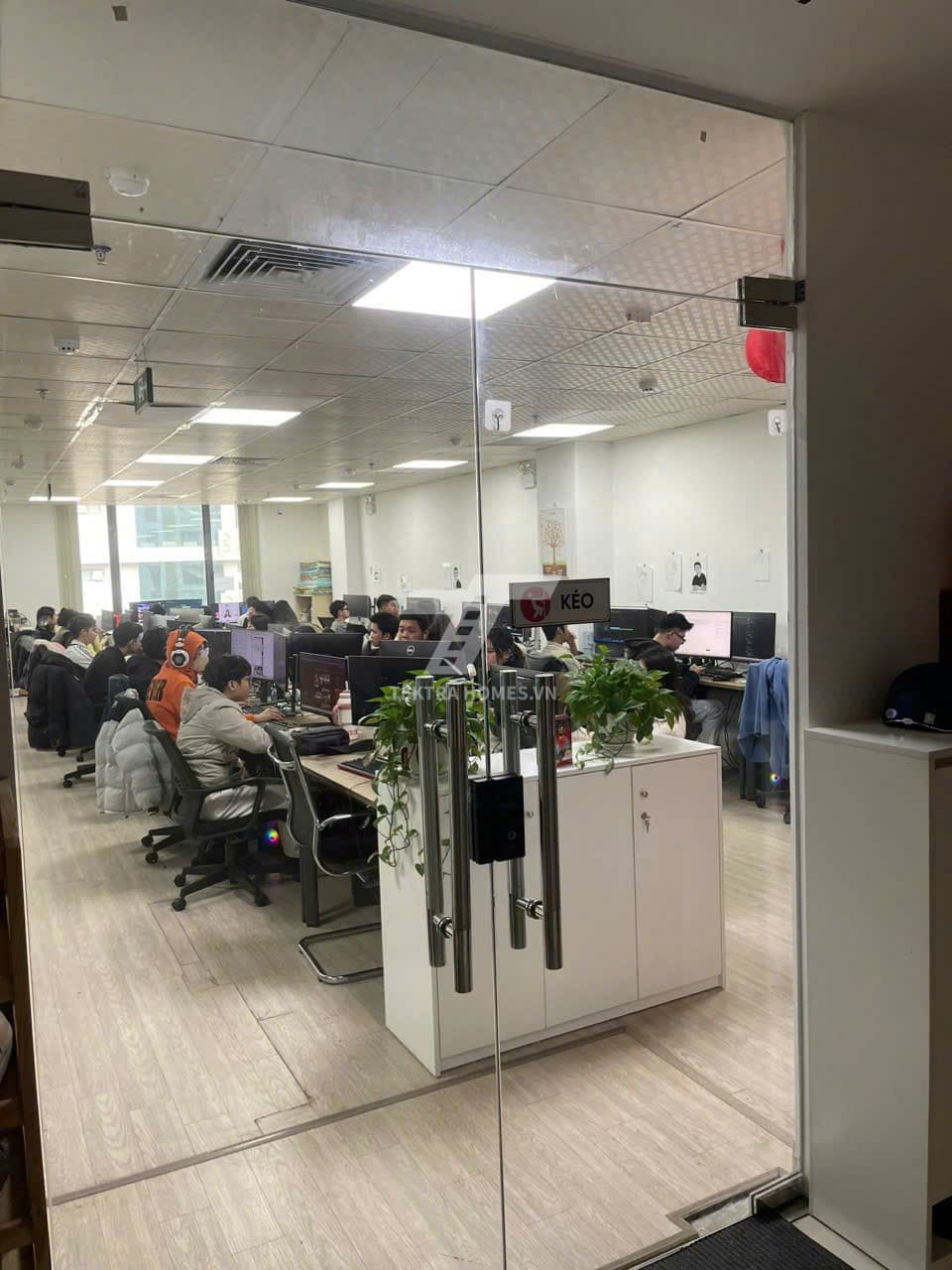 Cho thuê văn phòng 150m2 tại ngõ 11 Duy Tân