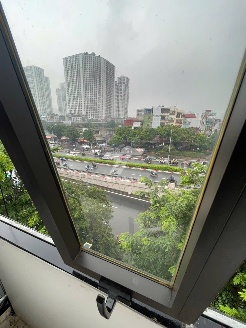 Cho thuê văn phòng mặt đường Nguyễn Trãi