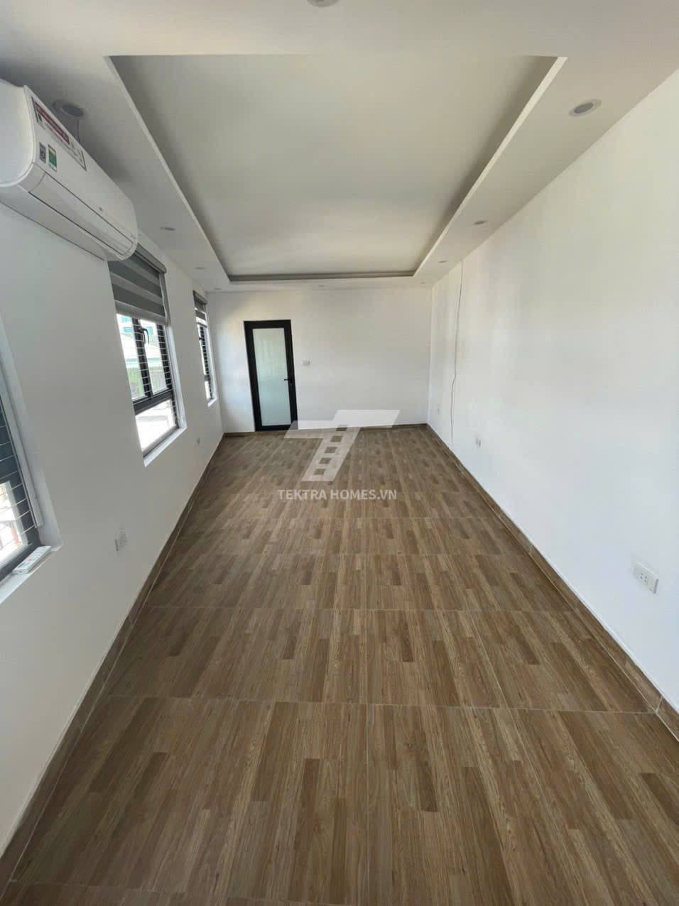 Cho thuê văn phòng mặt đường Nguyễn Trãi