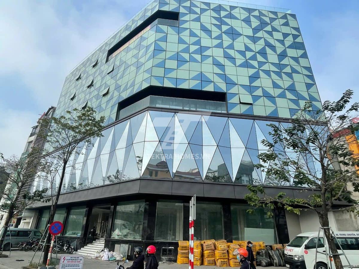 Cho thuê cả tòa VP 400m2x8 tầng ngay ngã tư Mai Dịch