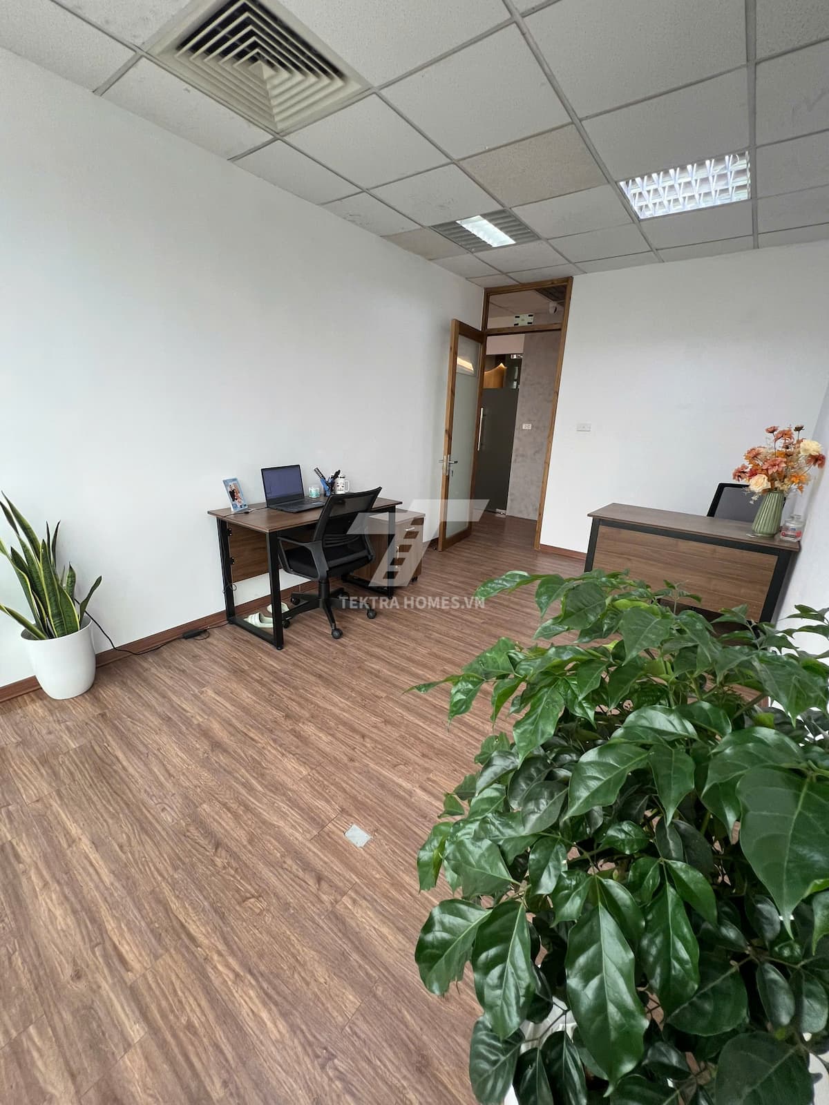Cho thuê văn phòng trọn gói tòa Licogi13 Khuất Duy Tiến