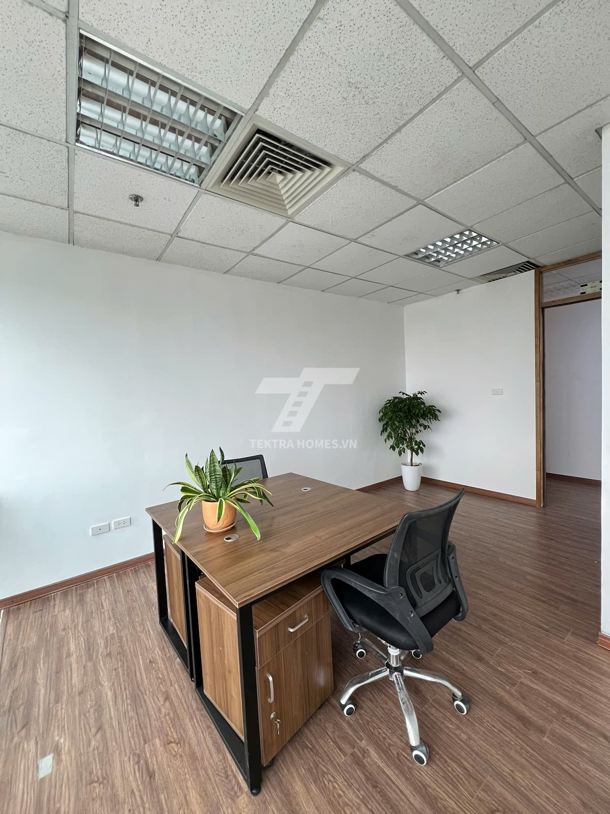 Cho thuê văn phòng trọn gói tòa Licogi13 Khuất Duy Tiến