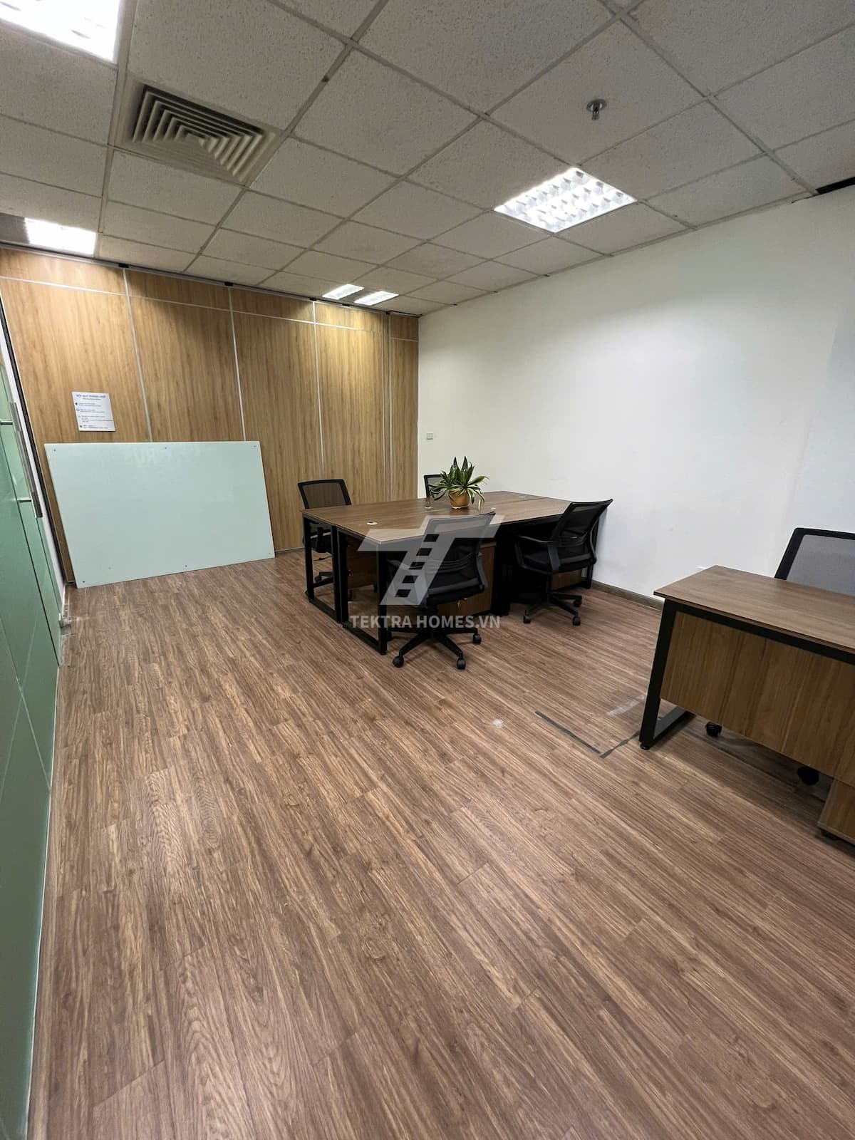 Cho thuê văn phòng trọn gói tòa Licogi13 Khuất Duy Tiến