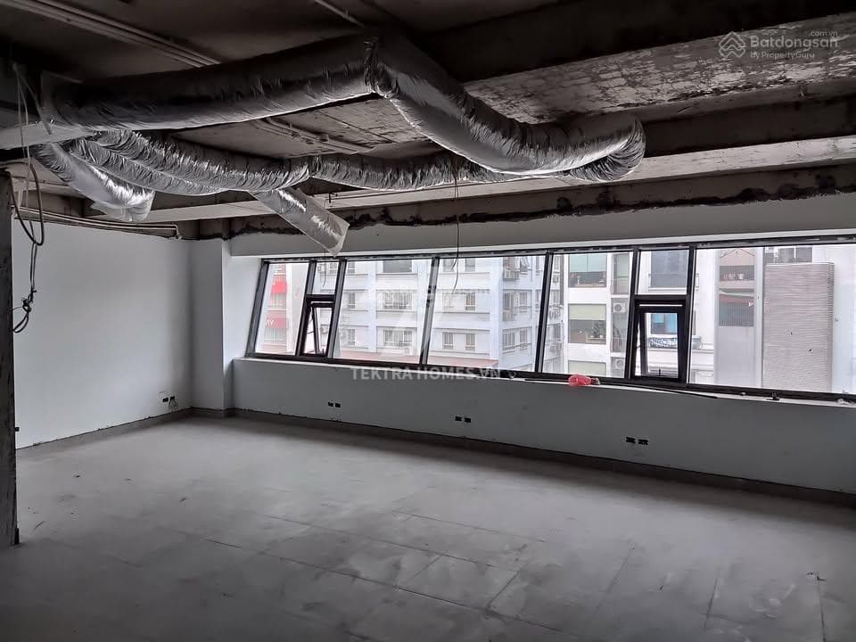 Cho thuê nguyên căn 7 tầng phố Khúc Thừa Dụ