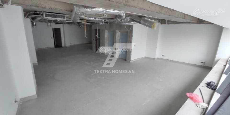 Cho thuê nguyên căn 7 tầng phố Khúc Thừa Dụ