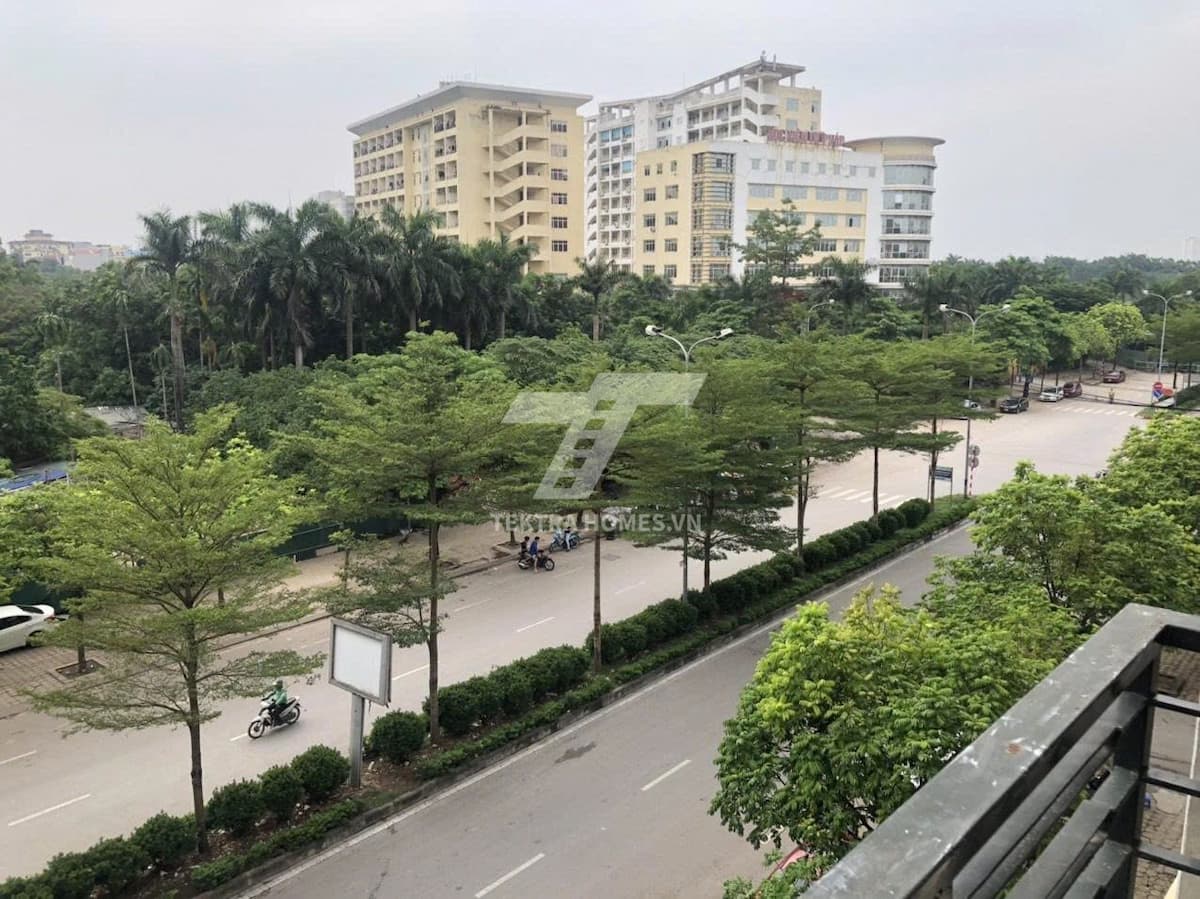 Cho thuê văn phòng ngăn sẵn 2 phòng ở lại được đường Trần Vỹ