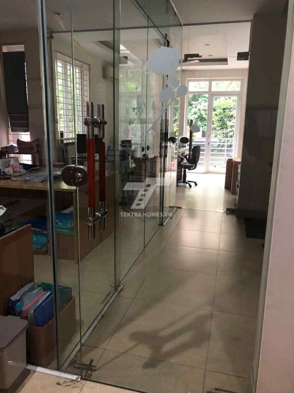 Cho thuê văn phòng tầng 1+2 phố Mễ Trì Hạ