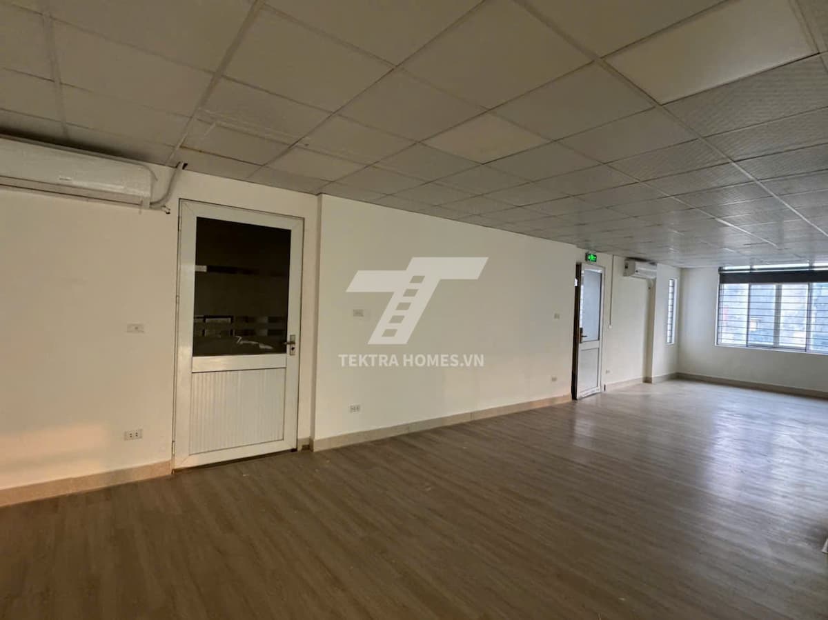 Cho thuê văn phòng 120m2 mặt đường Mễ Trì