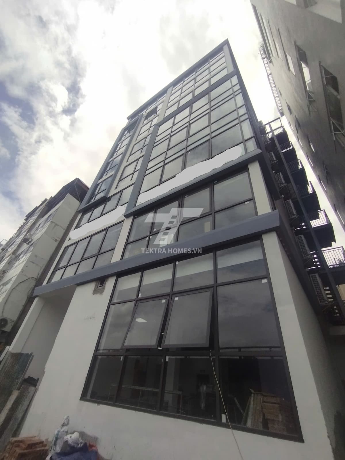 Cho thuê nguyên tòa văn phòng đường Bưởi