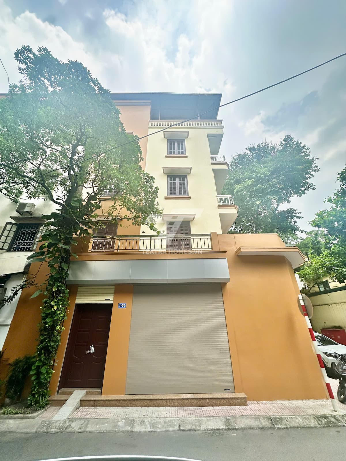 Cho thuê nguyên căn trục đường Khuất Duy Tiến