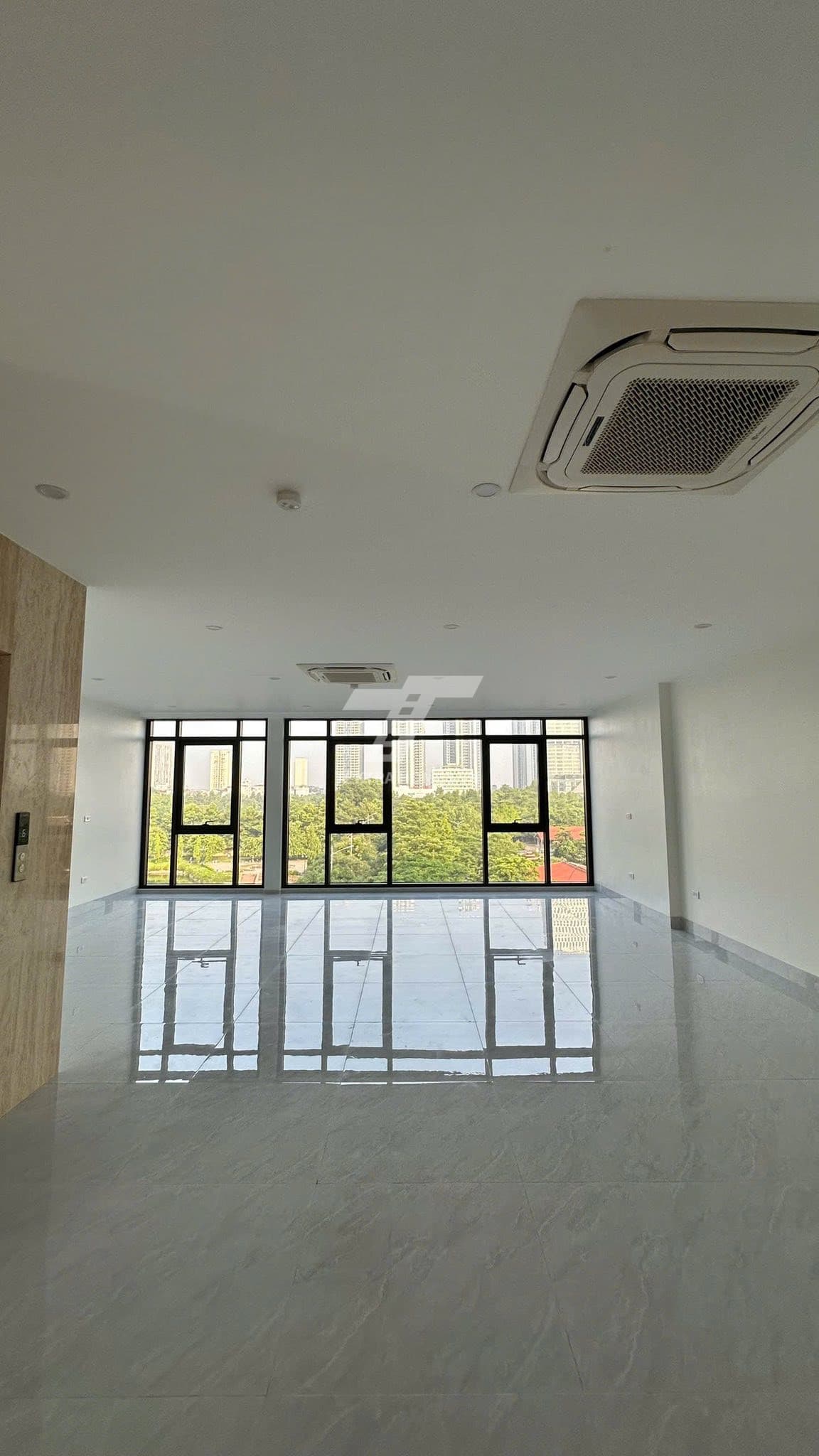 cho thuê nguyên căn 8 tầng khu Hồ Tùng mậu - Lê Đức Thọ