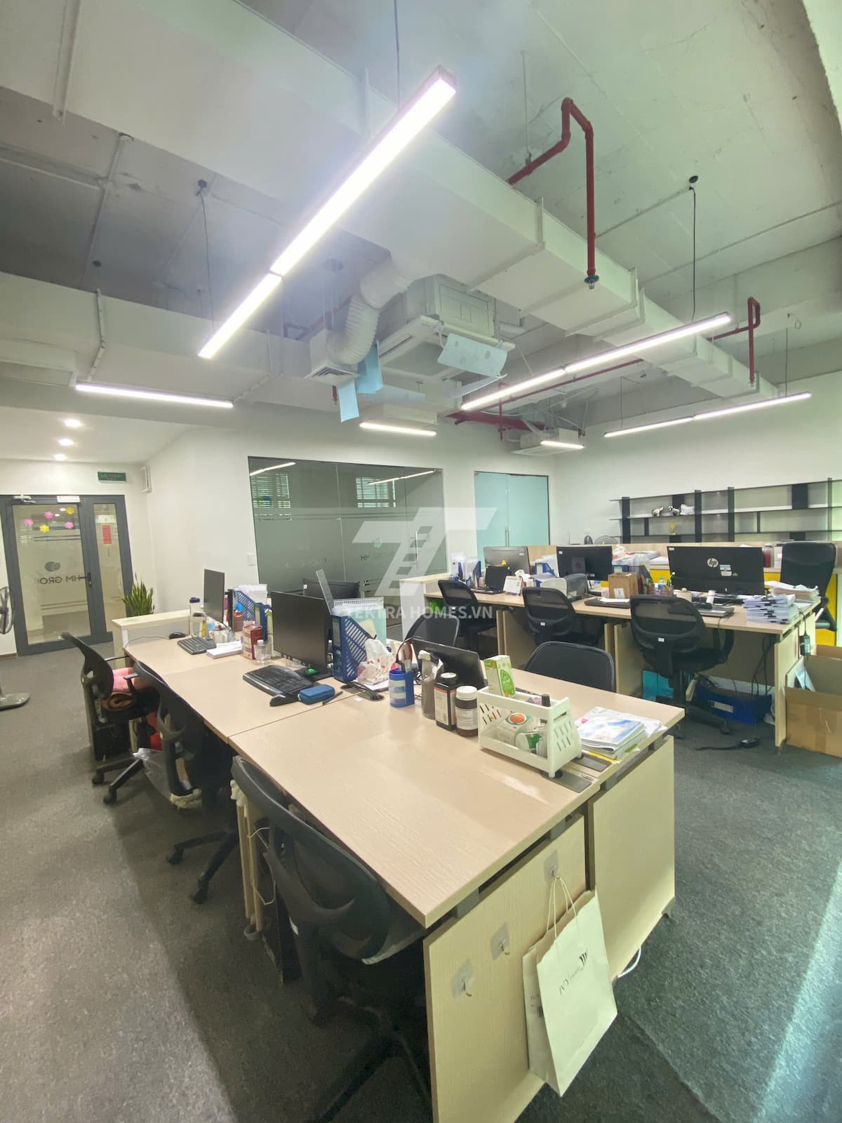 Cho thuê văn phòng có sẵn nội thất tòa N03T1