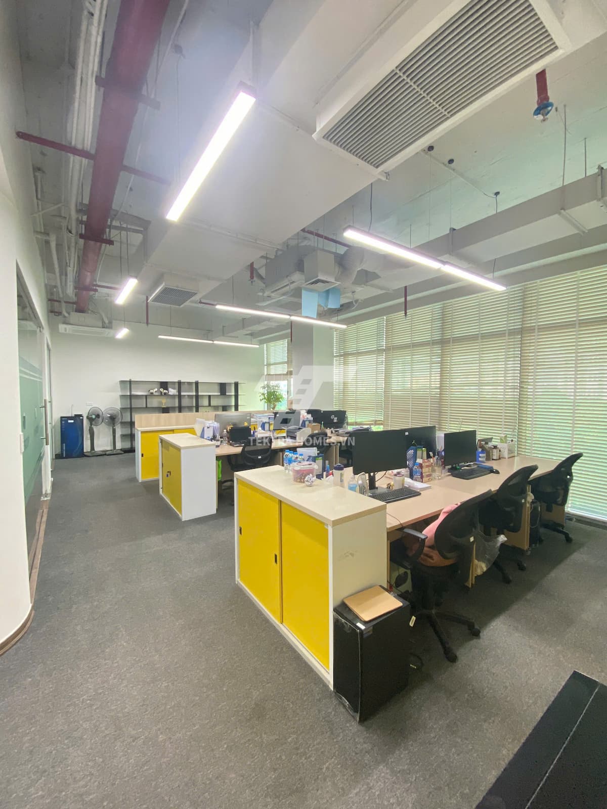 Cho thuê văn phòng có sẵn nội thất tòa N03T1