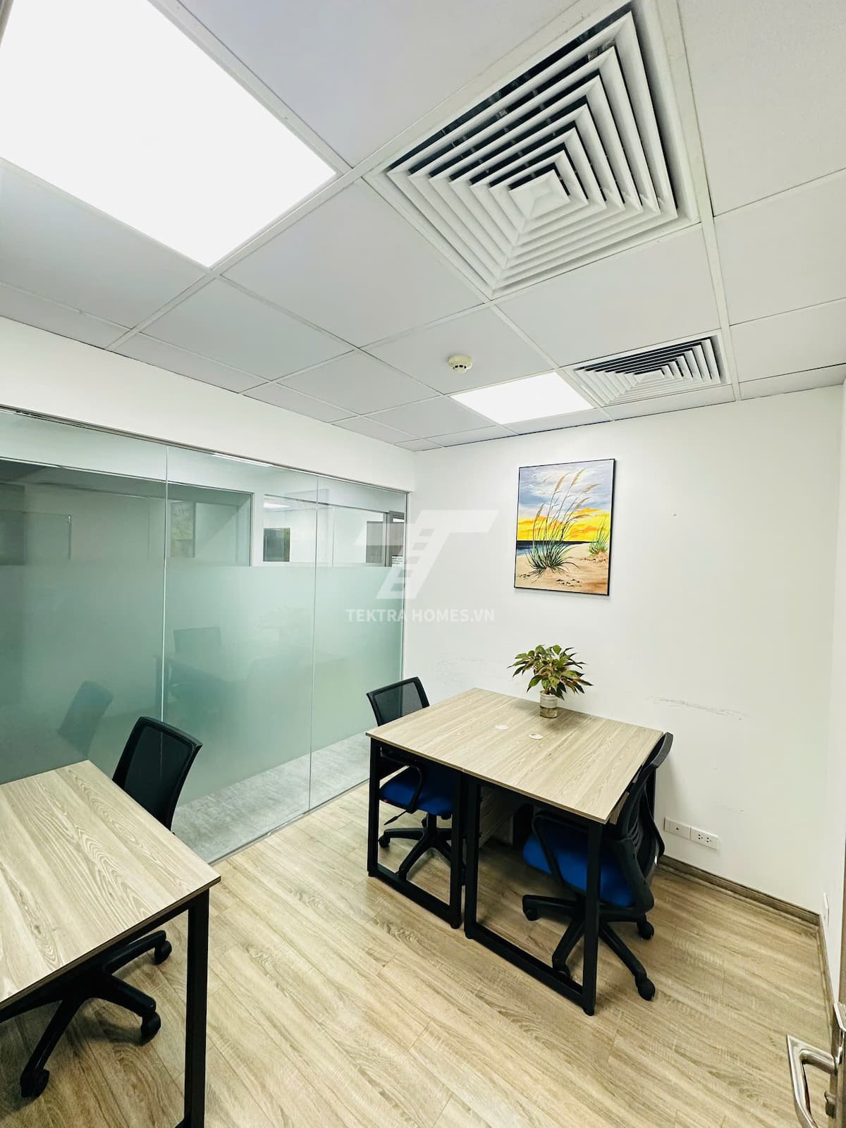 Cho thuê văn phòng trọn gói tại toà HL Building Ngõ 82 Duy Tân