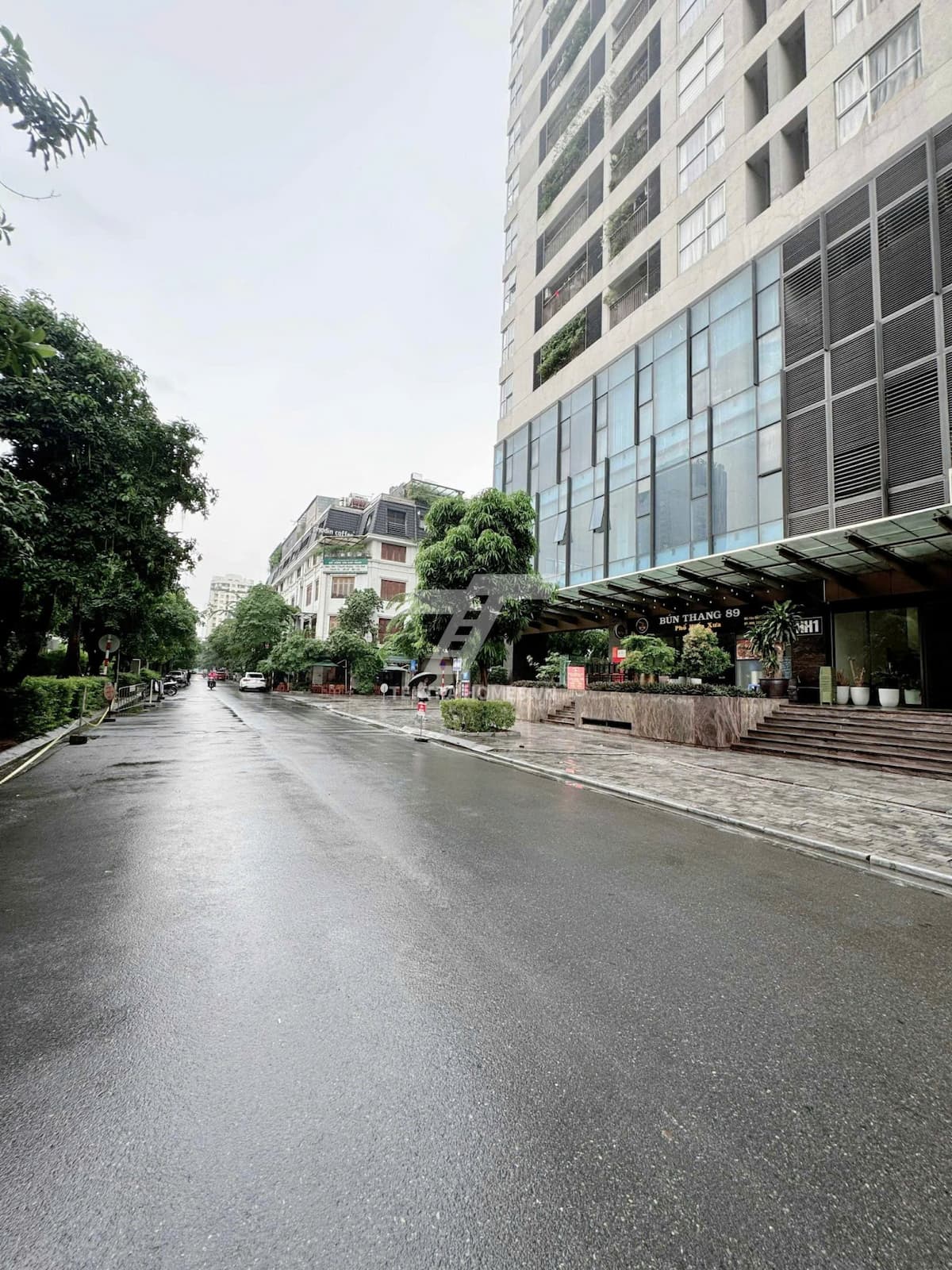 Cho thuê văn phòng trọn gói tòa HH1 - 90 Nguyễn Tuân