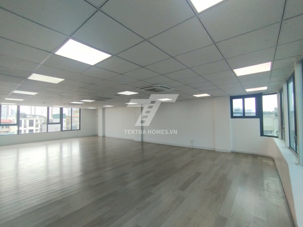 Cho thuê văn phòng 120m2 đường Dương Khuê