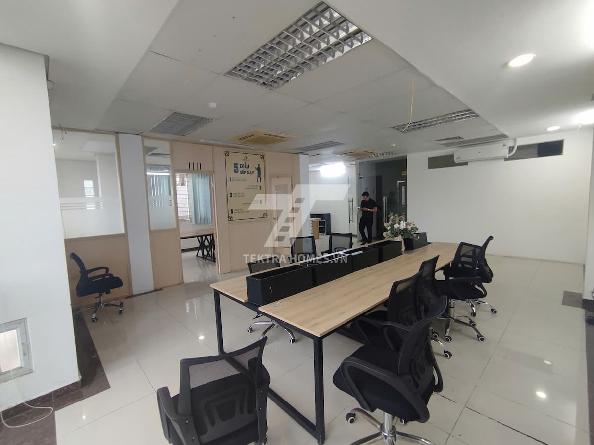 Cho thuê văn phòng 80m2 đường Nguyễn Khang