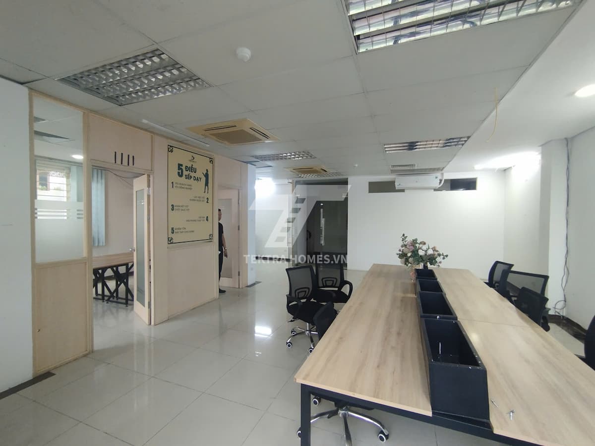 Cho thuê văn phòng 80m2 đường Nguyễn Khang