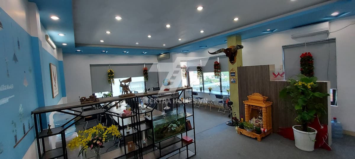 Cho thuê văn phòng 2 mặt thoáng đường Phạm Tuấn Tài
