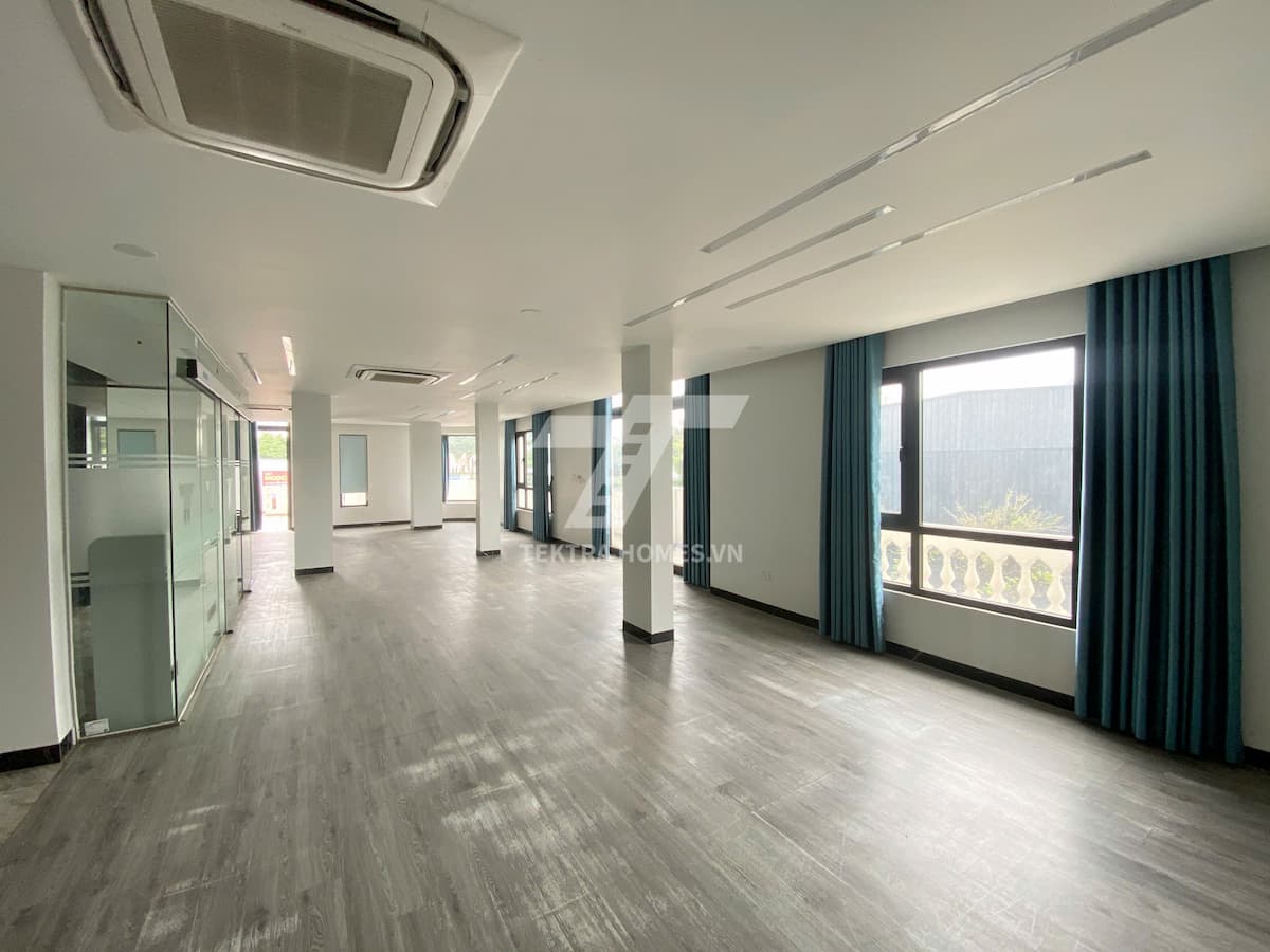 Cho thuê văn phòng mới đẹp phố Yên Xá
