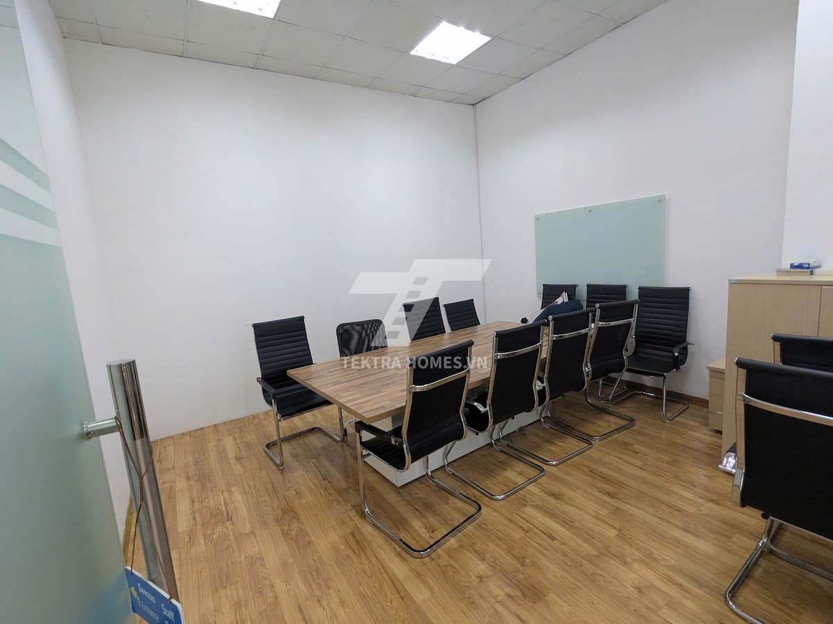 Cho thuê văn phòng chân tòa Golden Palace Mễ Trì