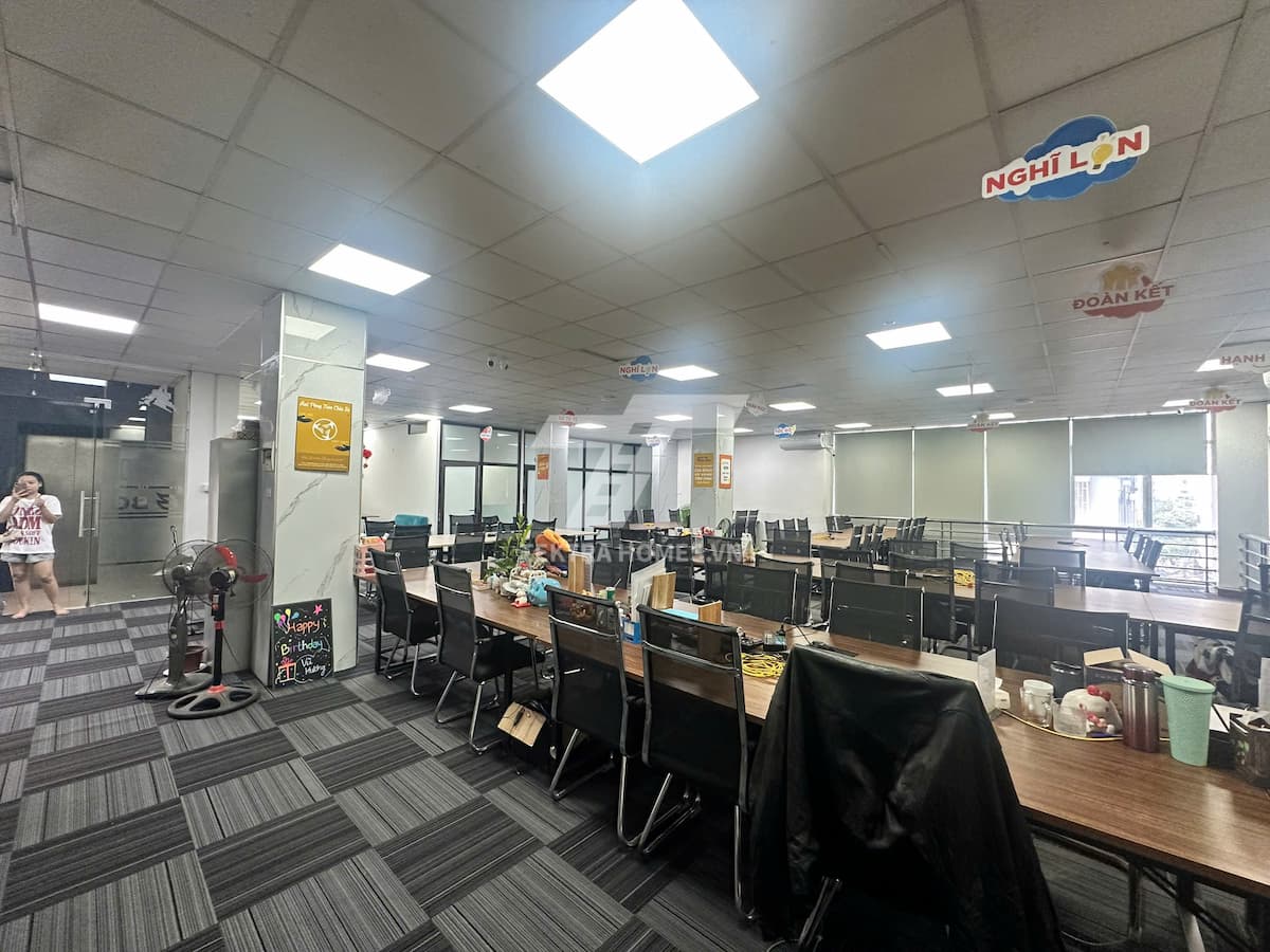 Cho thuê văn phòng ngõ 850 Đường Láng